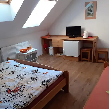 U Radnice Pensionat Lomnice nad Lužnicí